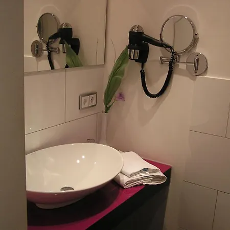Zur Promenade Hotel Donauwoerth