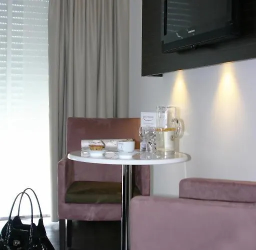 Zur Promenade Hotel